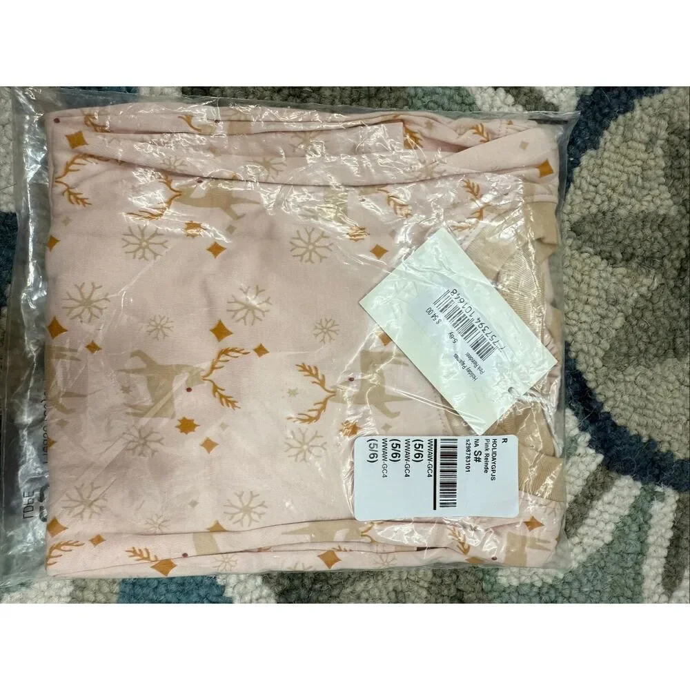NWT WILD WAWA Holiday Pajamas, Pink Reindeer, Pima Cotton 5/6T